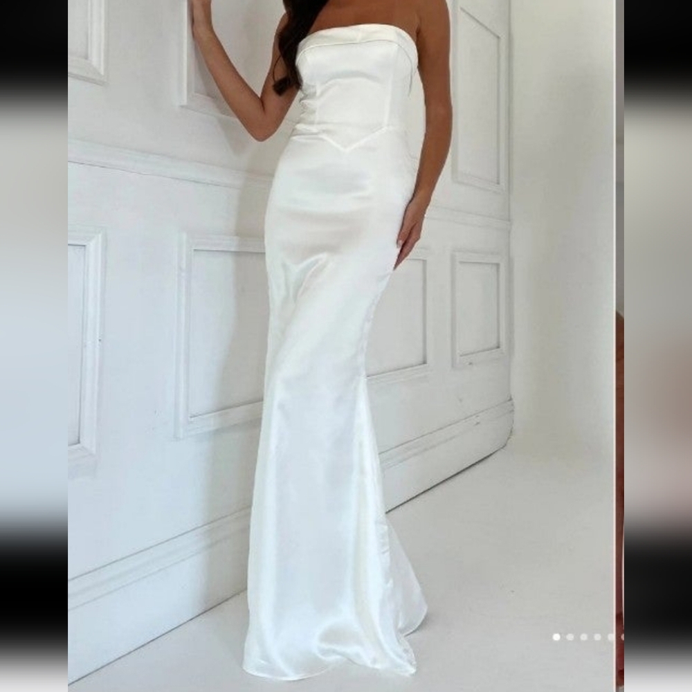 ⛔️SOLD⛔️ MESHKI - Kaitlin White Maxi / Wedding Dress - Size XS